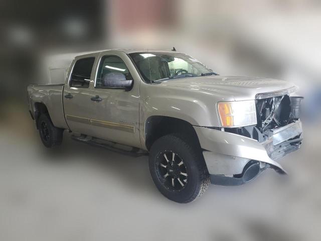 Photo 3 VIN: 1GTHK53KX9F168438 - GMC SIERRA 