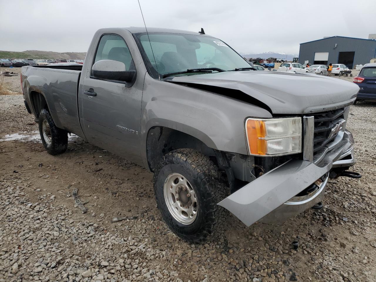 Photo 3 VIN: 1GTHK54K69F127724 - GMC SIERRA 