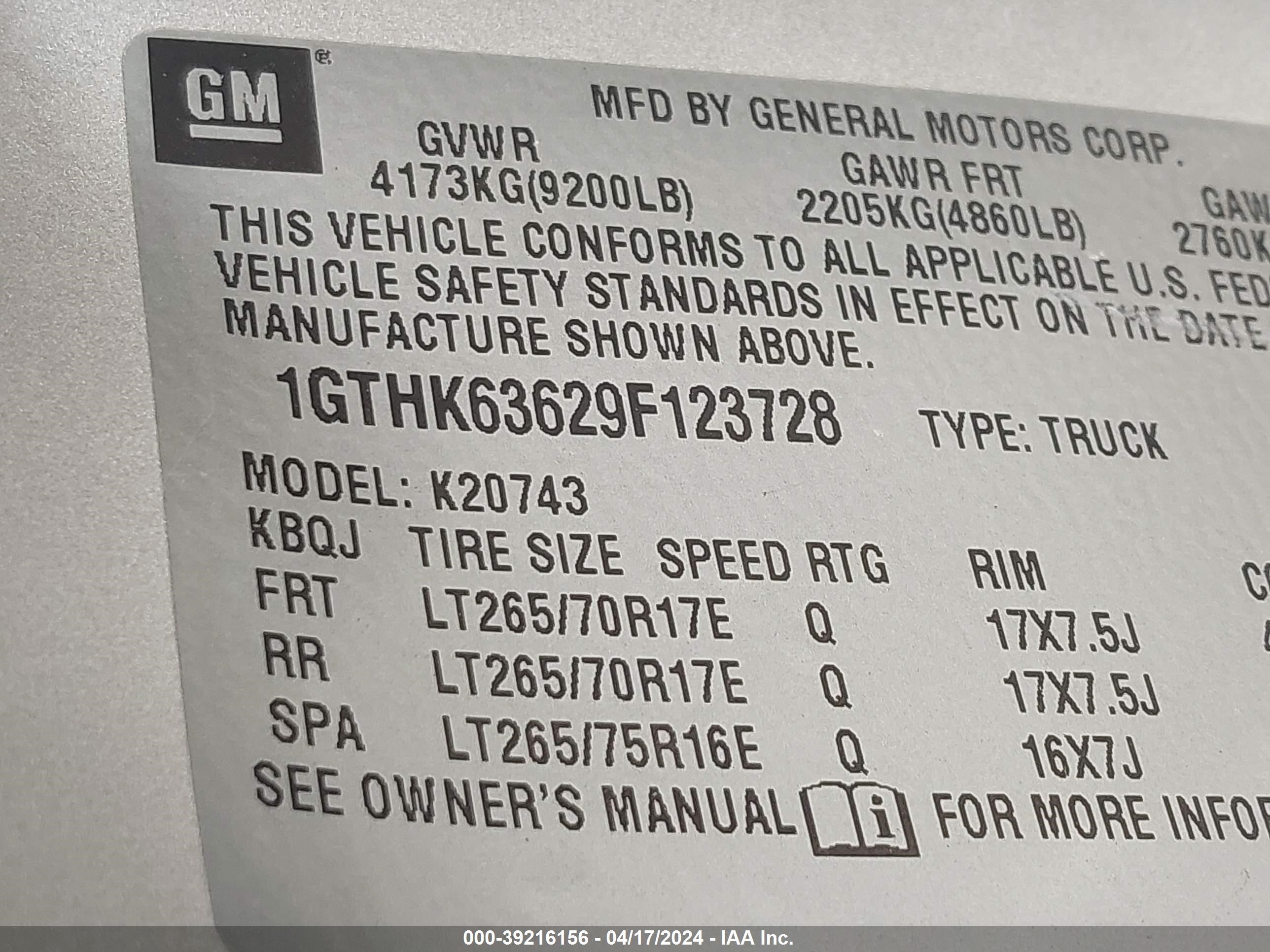 Photo 8 VIN: 1GTHK63629F123728 - GMC SIERRA 