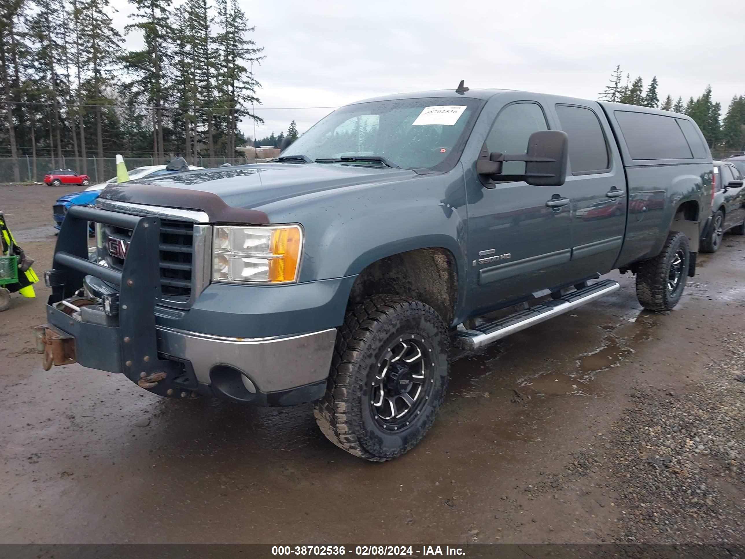 Photo 1 VIN: 1GTHK736X9F155302 - GMC ALL 