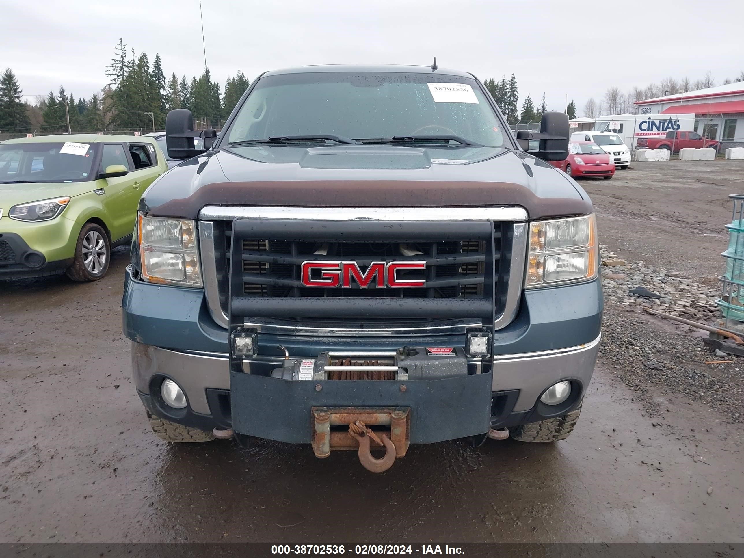 Photo 11 VIN: 1GTHK736X9F155302 - GMC ALL 