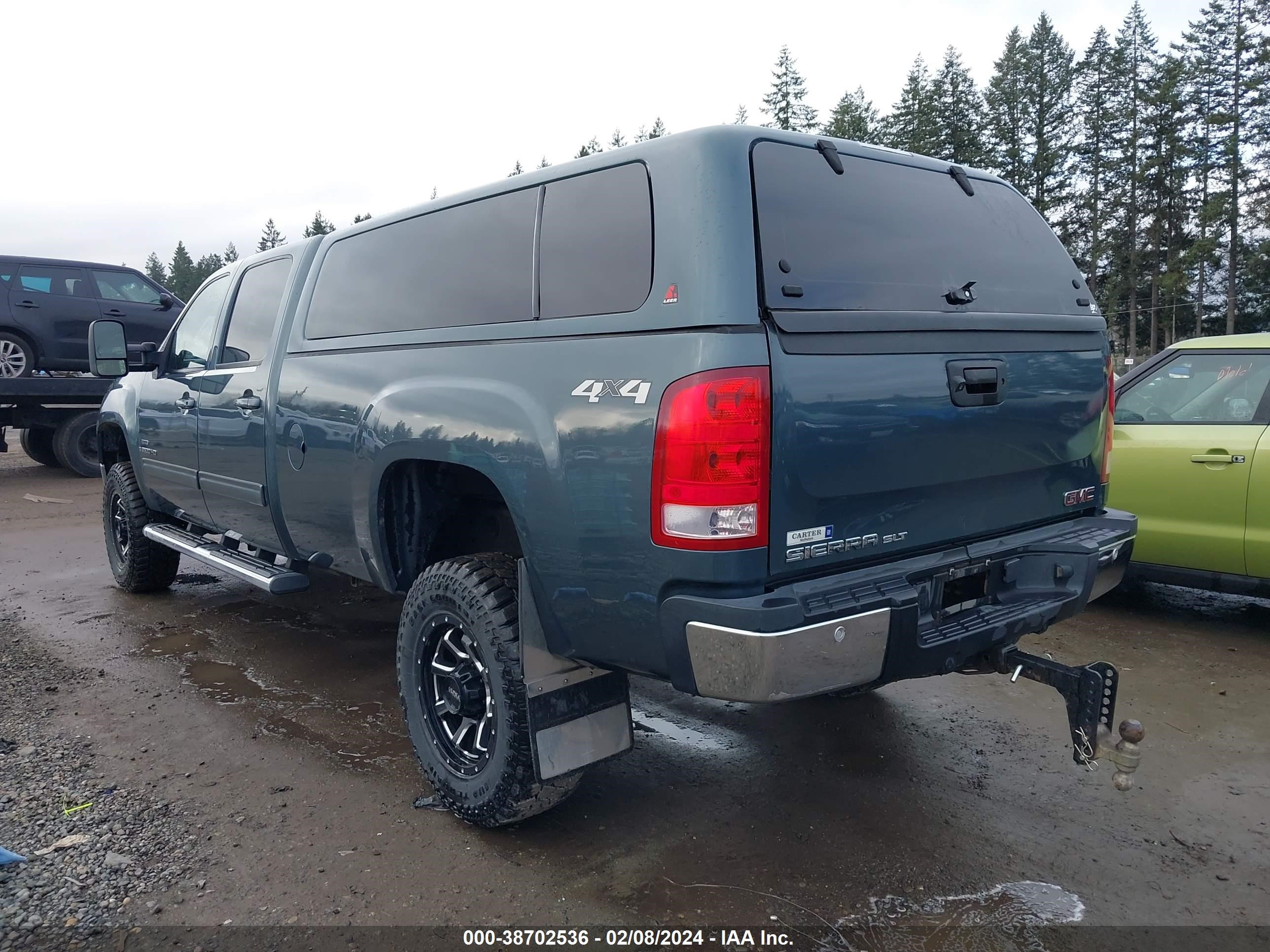 Photo 2 VIN: 1GTHK736X9F155302 - GMC ALL 