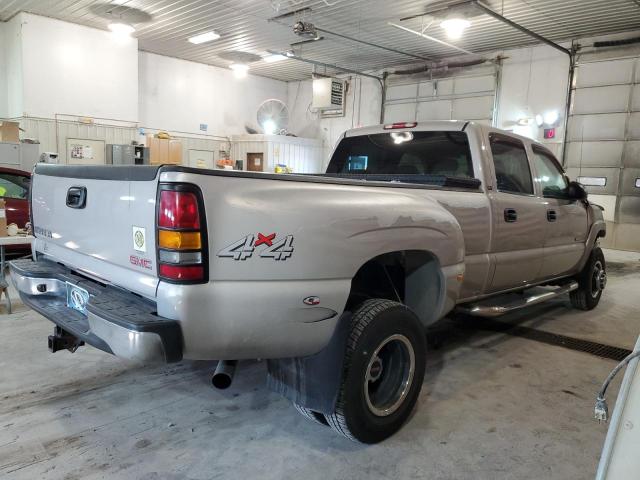 Photo 2 VIN: 1GTJK331X4F161706 - GMC NEW SIERRA 