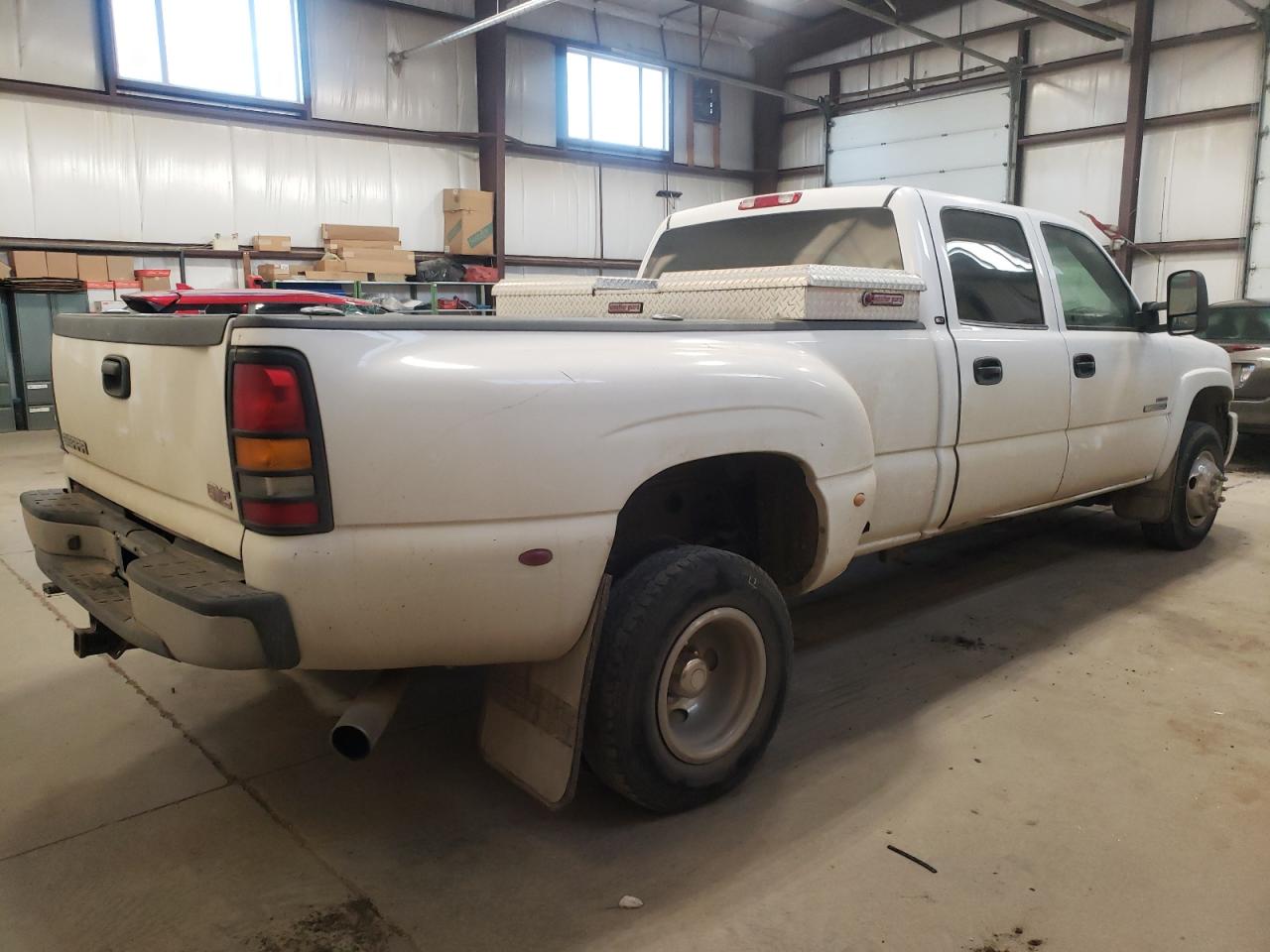 Photo 2 VIN: 1GTJK33236F104114 - GMC SIERRA 