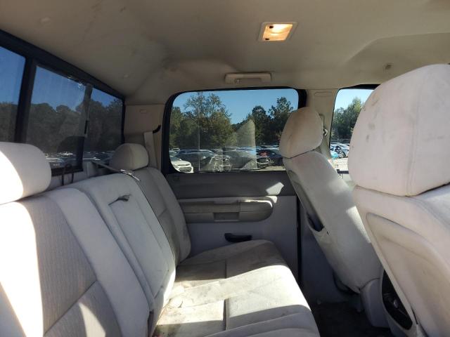 Photo 9 VIN: 1GTJK33608F176636 - GMC SIERRA K35 