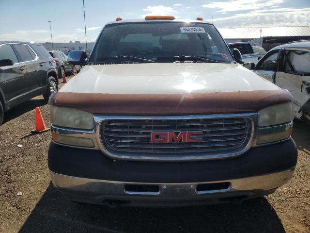 Photo 4 VIN: 1GTJK33U51F207500 - GMC NEW SIERRA 