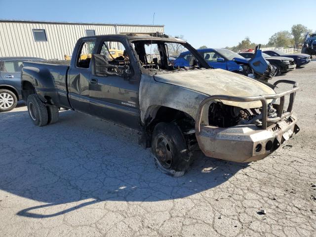 Photo 3 VIN: 1GTJK39122E200167 - GMC NEW SIERRA 