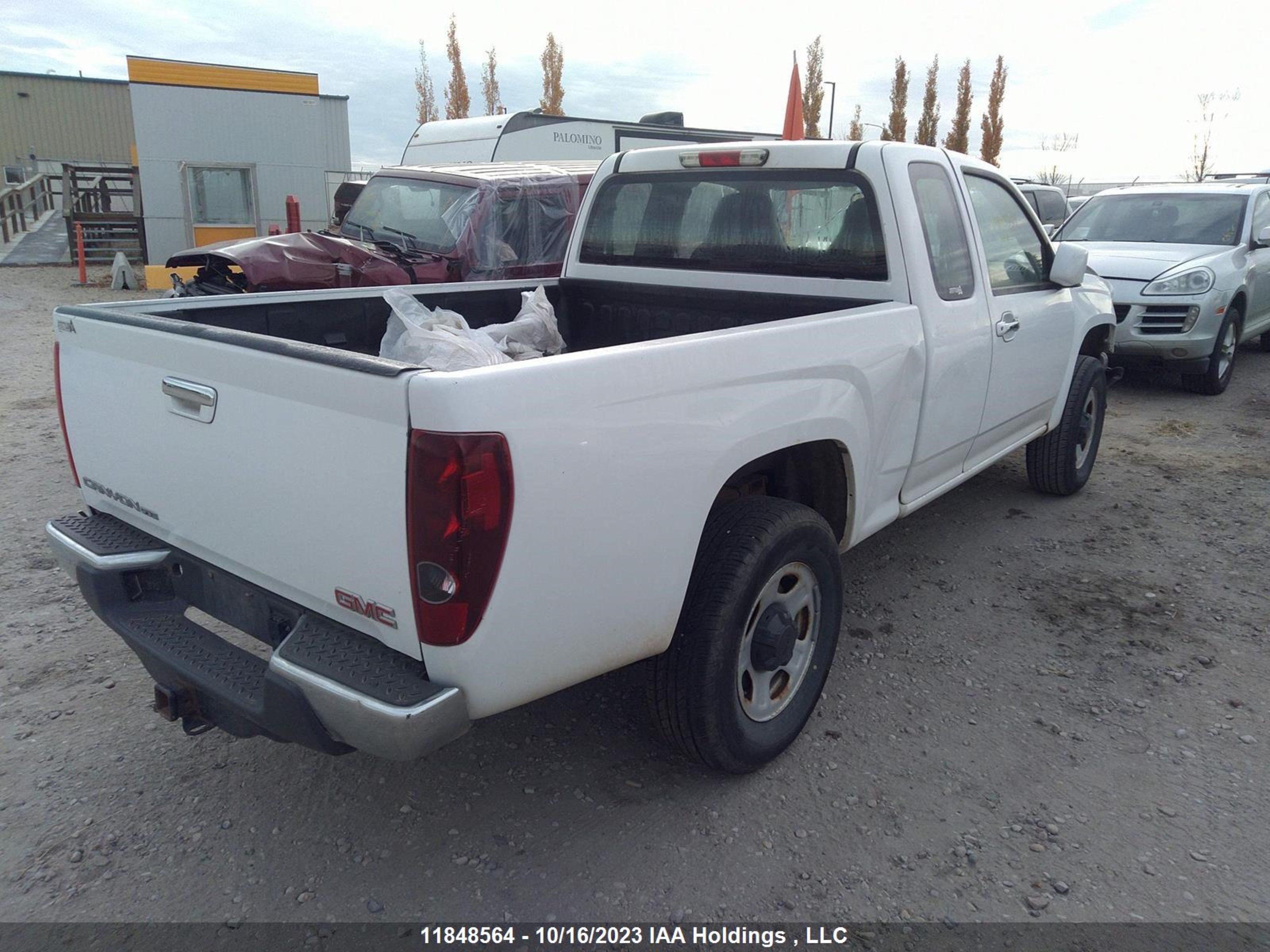 Photo 3 VIN: 1GTJTCDE8A8115130 - GMC CANYON 