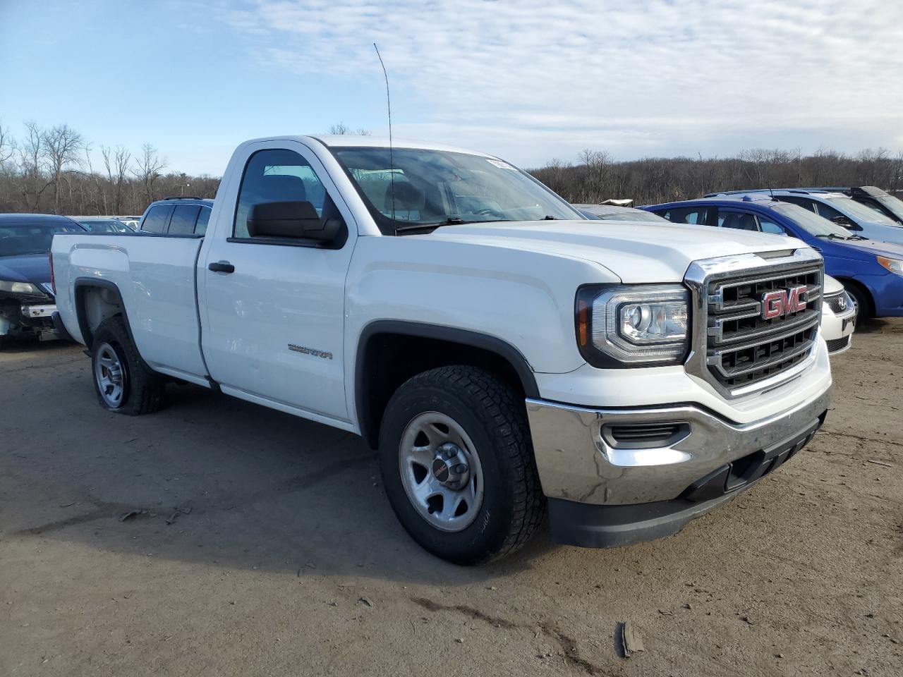 Photo 3 VIN: 1GTN1LEC3JZ902422 - GMC SIERRA 