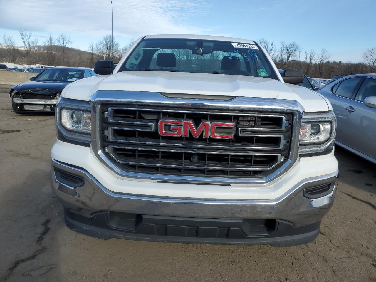 Photo 4 VIN: 1GTN1LEC3JZ902422 - GMC SIERRA 