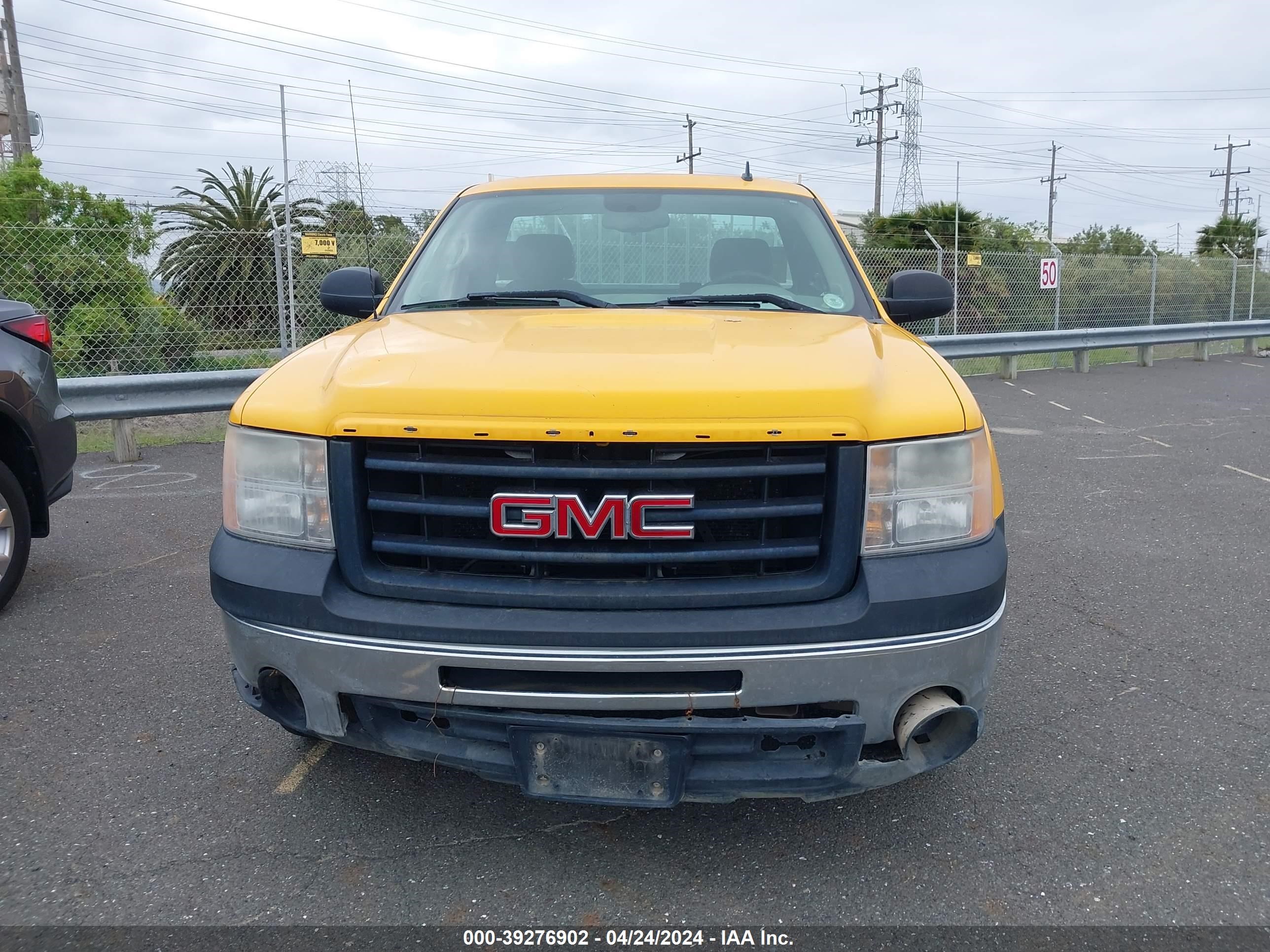 Photo 13 VIN: 1GTN1TE07DZ192628 - GMC SIERRA 