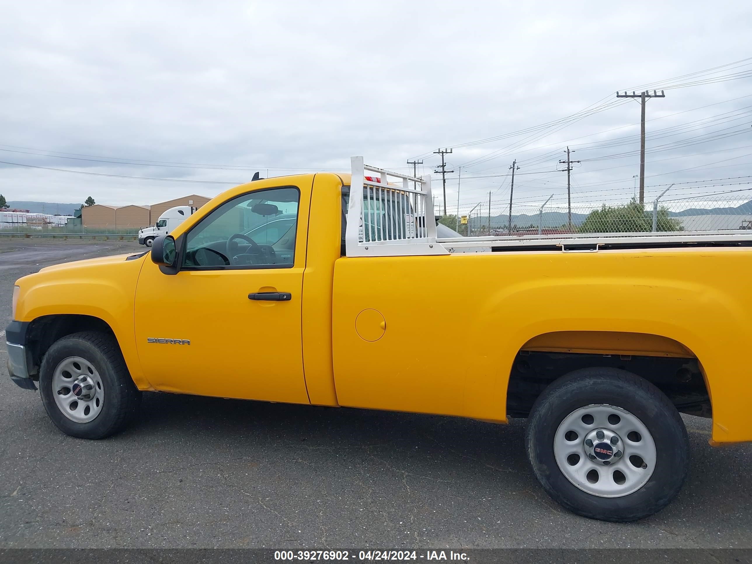 Photo 15 VIN: 1GTN1TE07DZ192628 - GMC SIERRA 