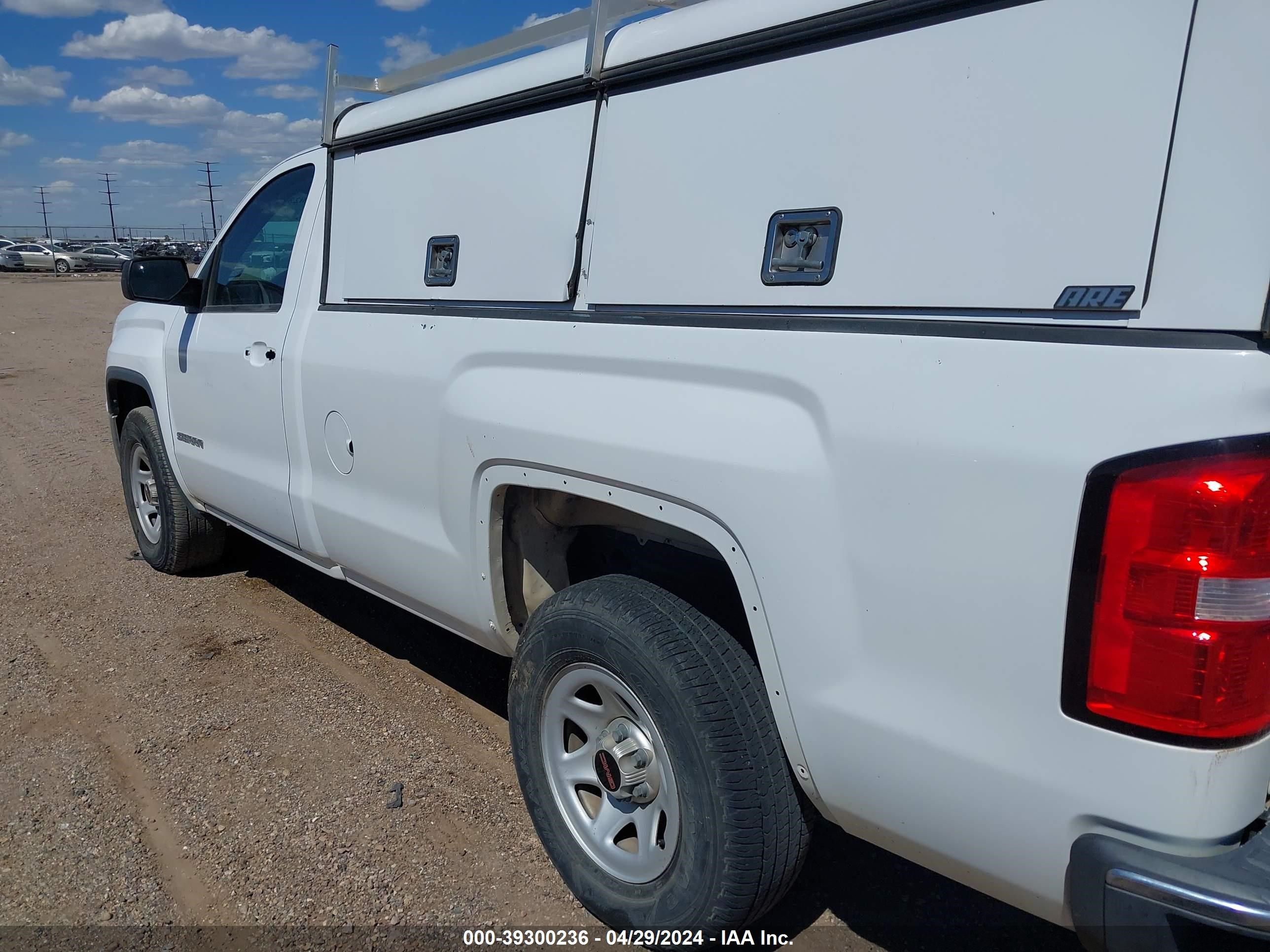 Photo 11 VIN: 1GTN1TEC0FZ904152 - GMC SIERRA 