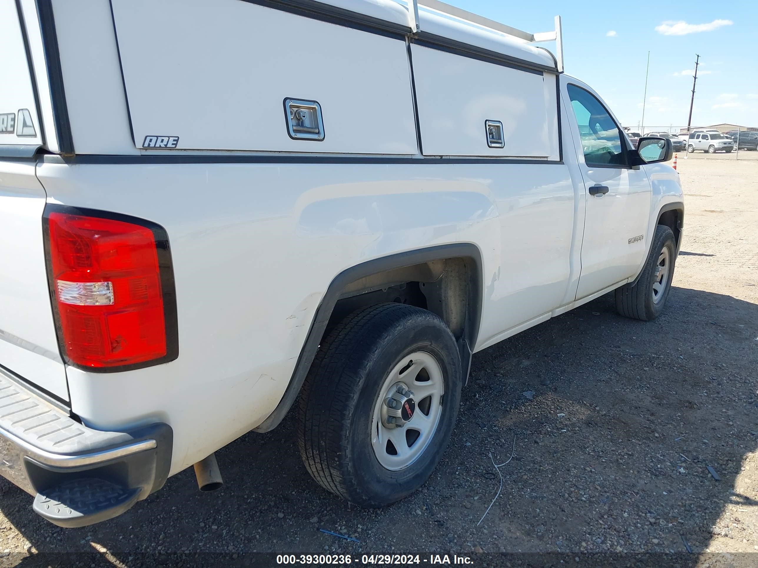 Photo 5 VIN: 1GTN1TEC0FZ904152 - GMC SIERRA 