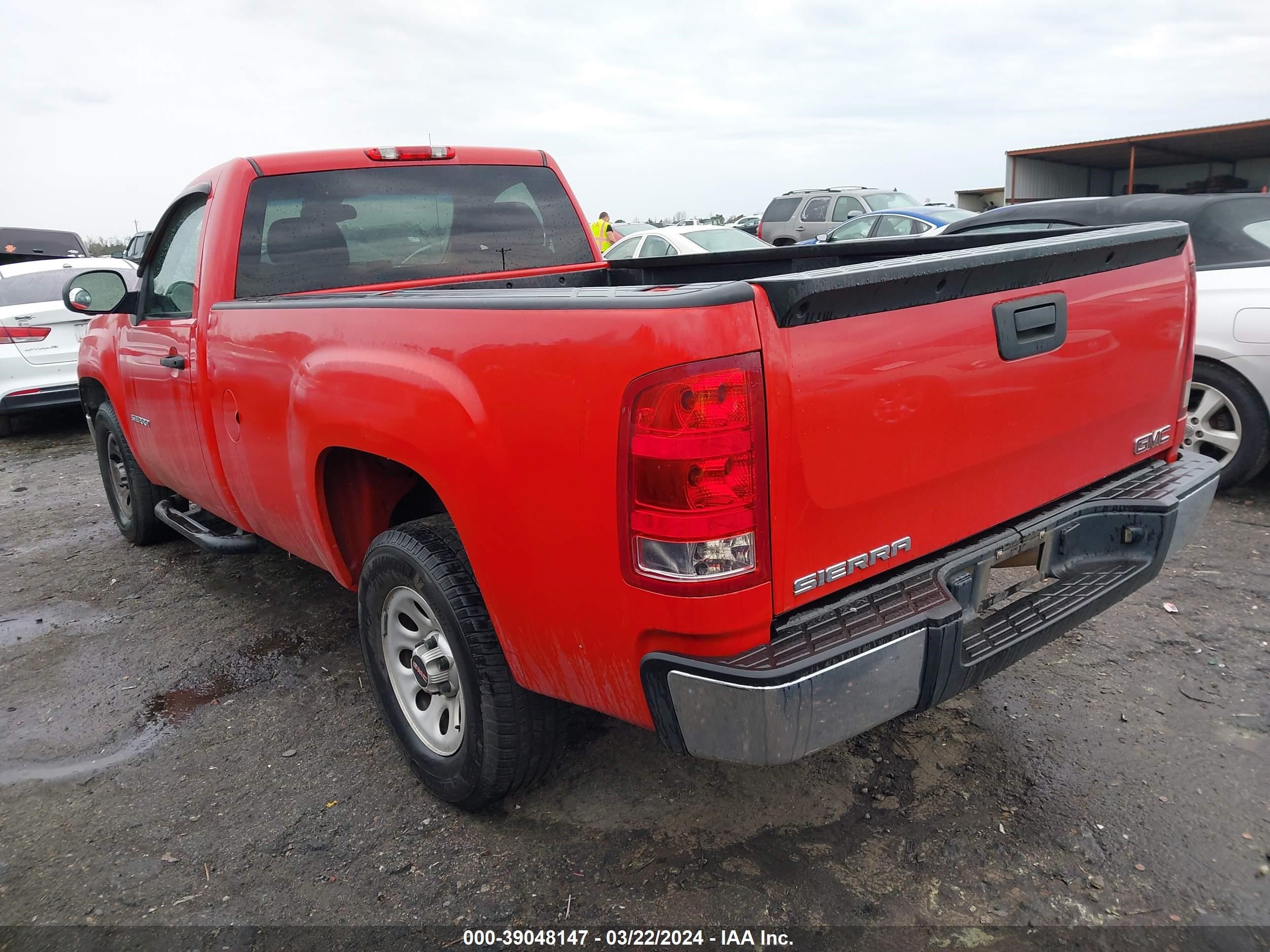 Photo 2 VIN: 1GTN1TEX8BZ201718 - GMC SIERRA 