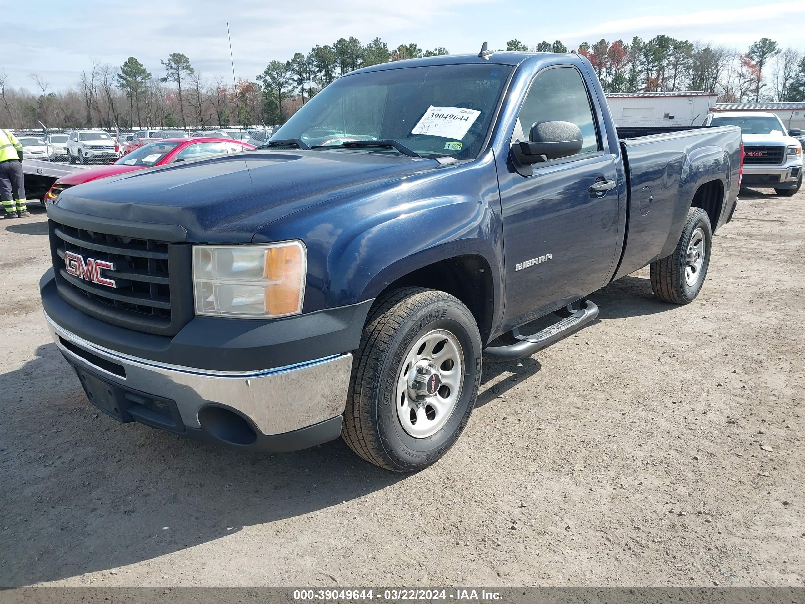 Photo 1 VIN: 1GTN1TEXXBZ128805 - GMC SIERRA 