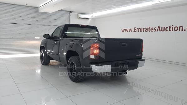 Photo 5 VIN: 1GTN29E02BZ124024 - GMC SIERRA 