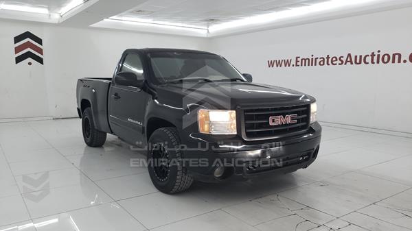 Photo 8 VIN: 1GTN29E02BZ124024 - GMC SIERRA 