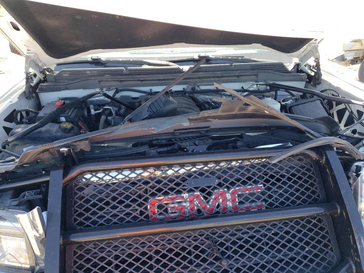 Photo 10 VIN: 1GTN2LECXJZ121541 - GMC SIERRA 