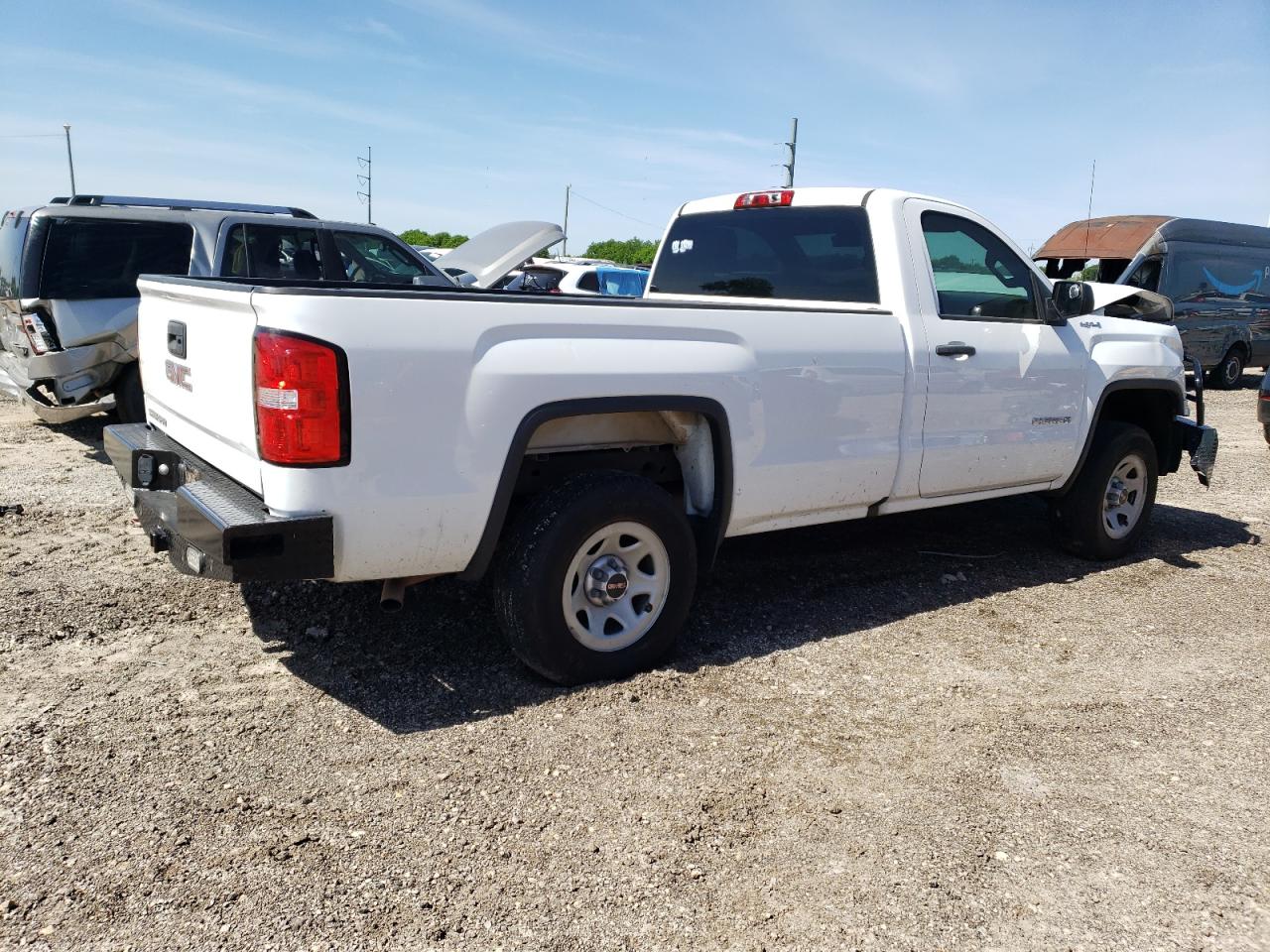 Photo 2 VIN: 1GTN2LECXJZ121541 - GMC SIERRA 