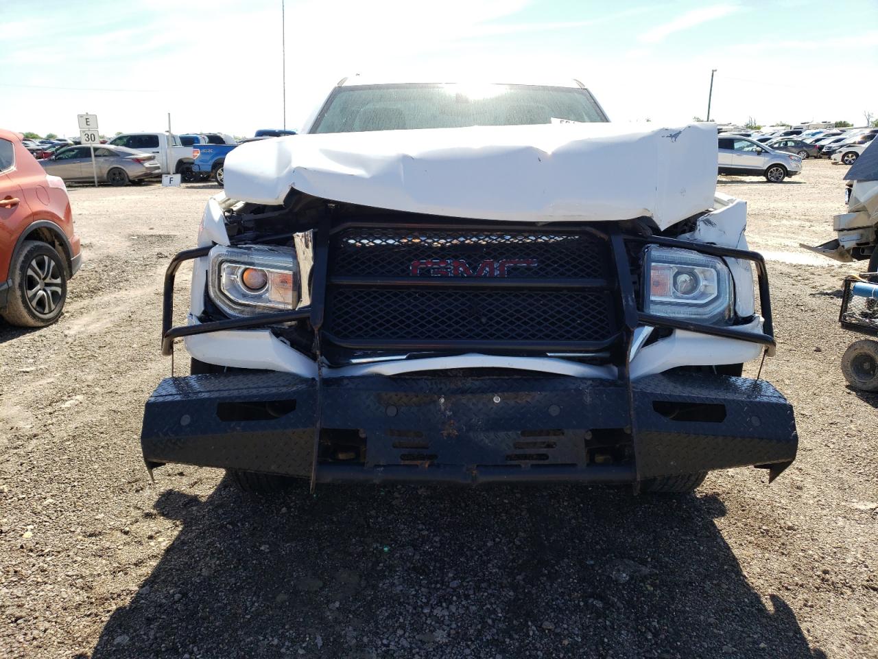 Photo 4 VIN: 1GTN2LECXJZ121541 - GMC SIERRA 