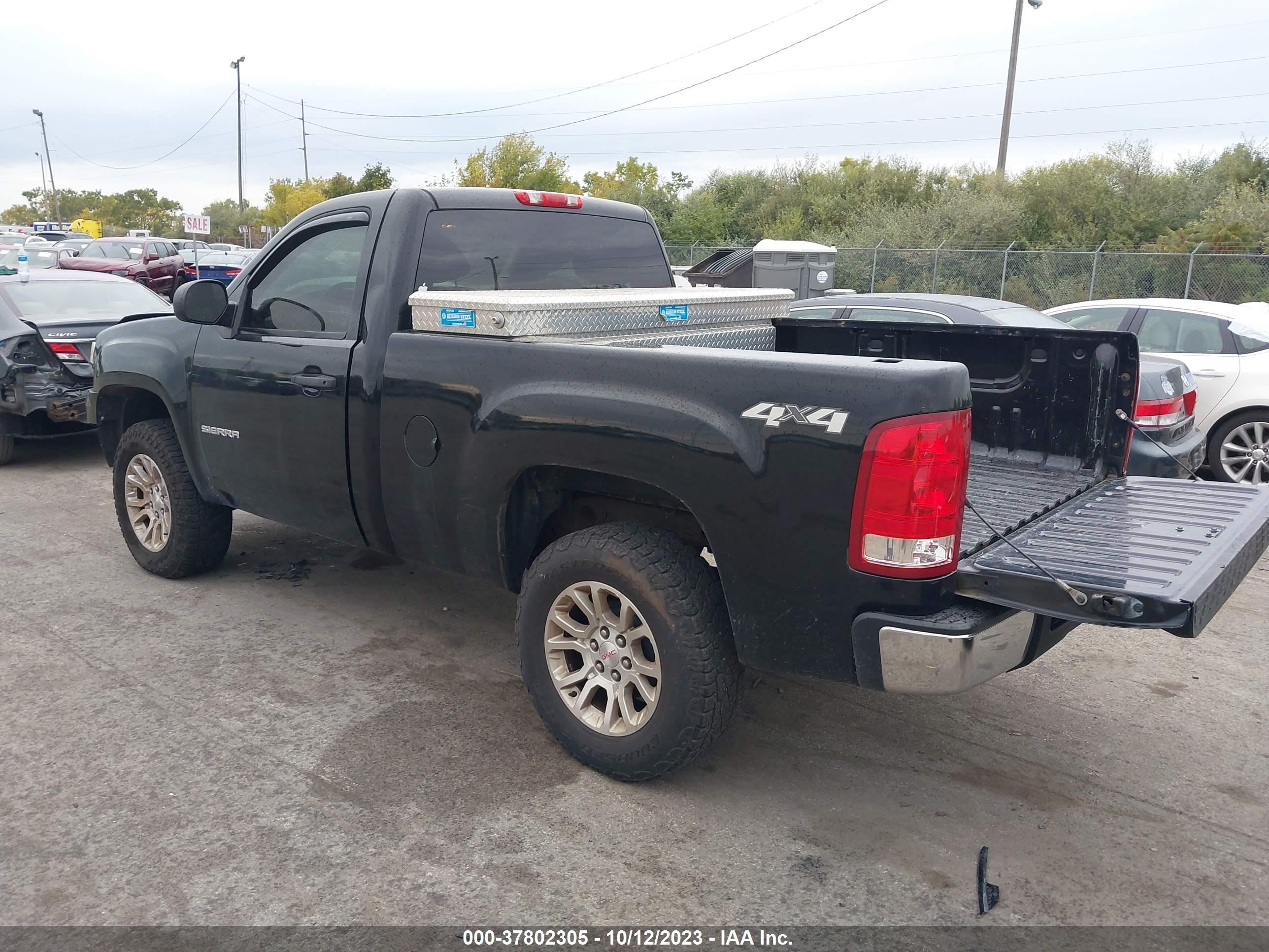 Photo 2 VIN: 1GTN2TE00BZ227942 - GMC SIERRA 