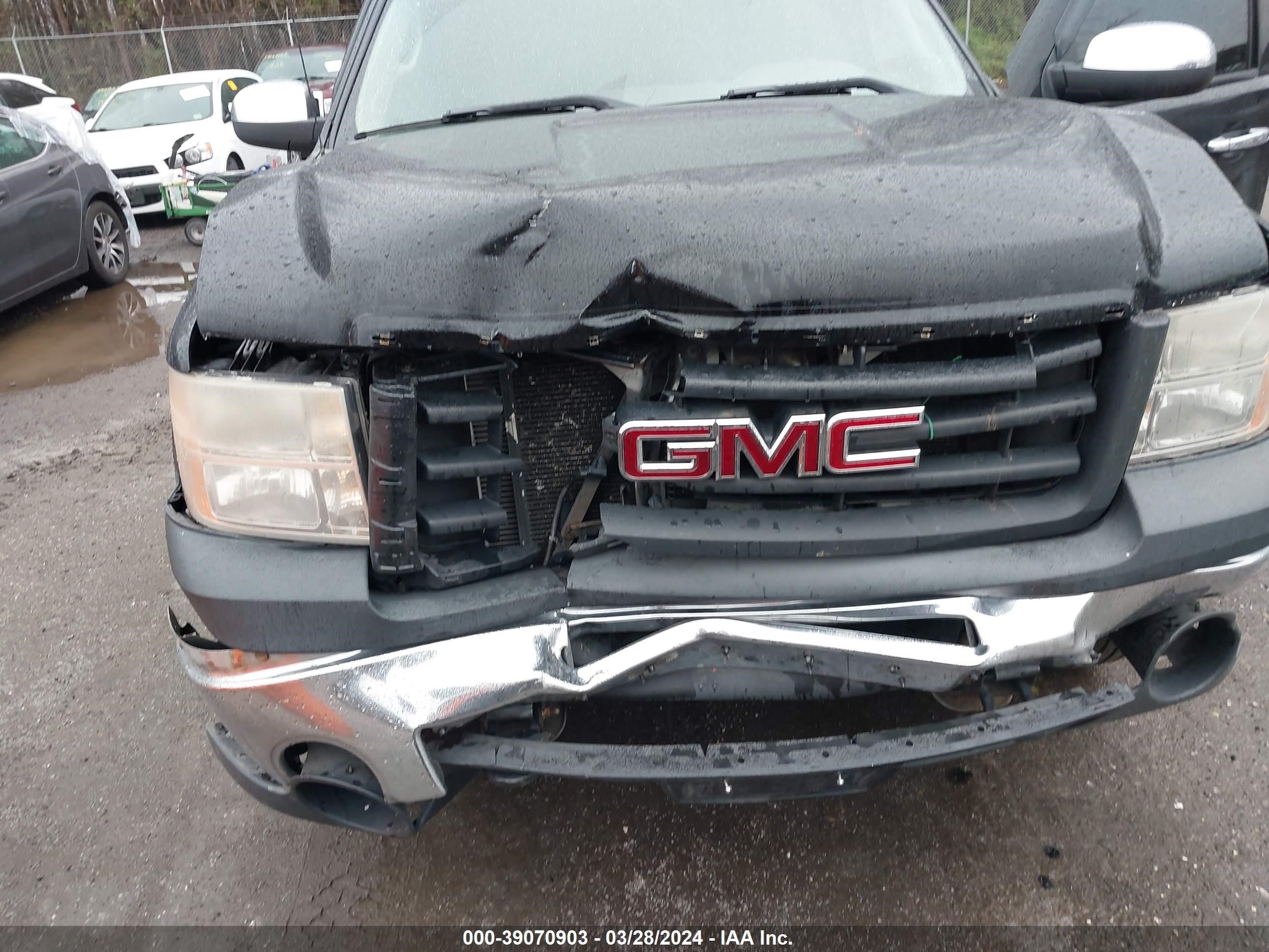 Photo 5 VIN: 1GTN2TEA8BZ223954 - GMC SIERRA 