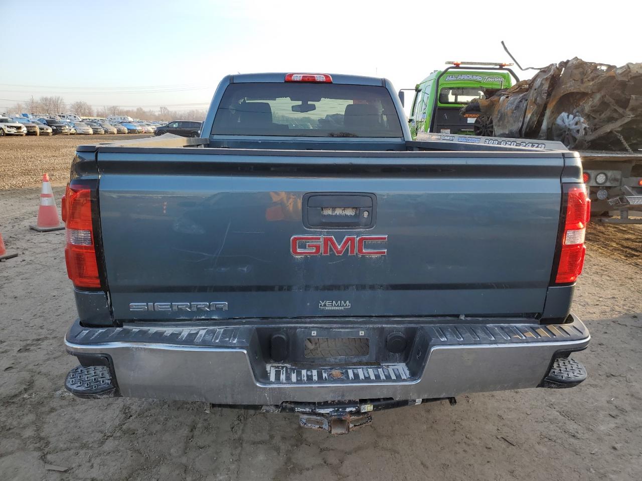 Photo 6 VIN: 1GTN2TEC2EZ203043 - GMC SIERRA 