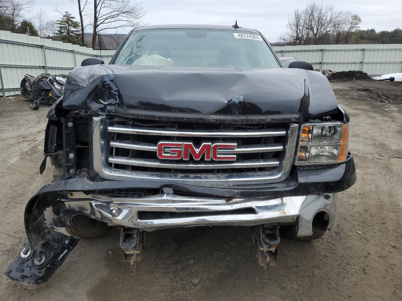 Photo 4 VIN: 1GTN2VE03DZ121113 - GMC SIERRA 