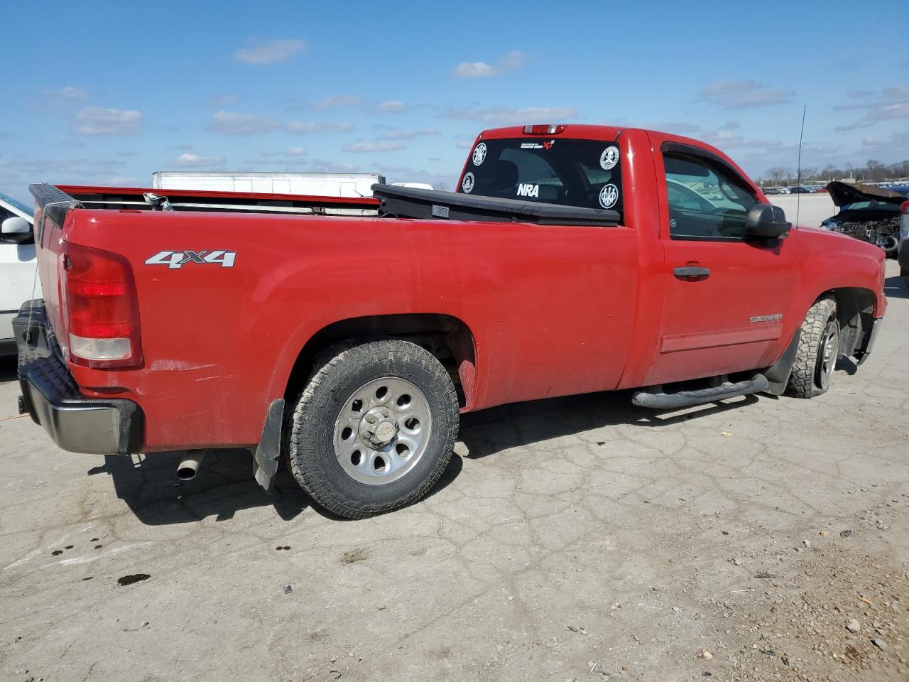 Photo 2 VIN: 1GTN2VEA5BZ101838 - GMC SIERRA 