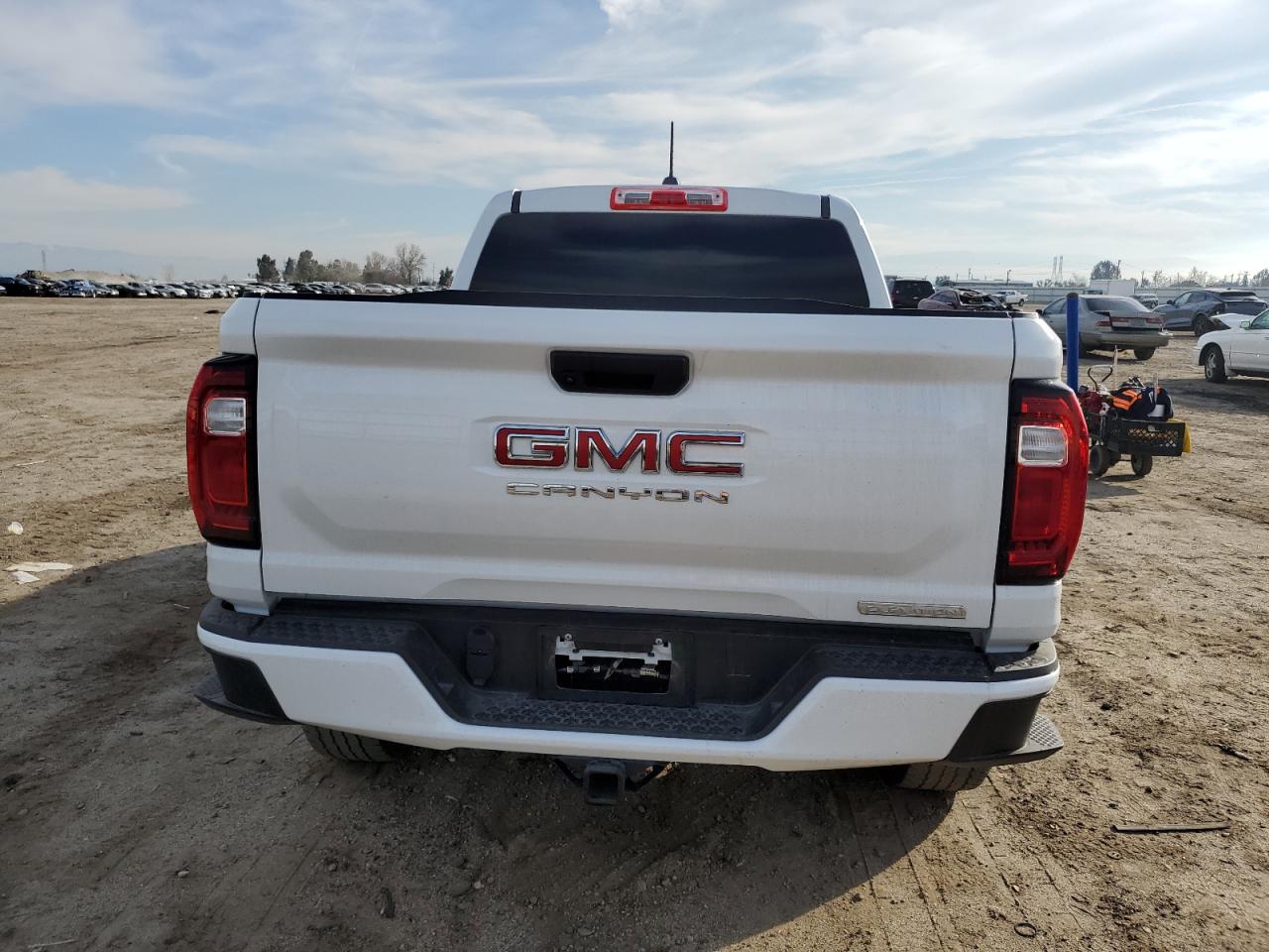 Photo 5 VIN: 1GTP5BEK7P1159298 - GMC CANYON 