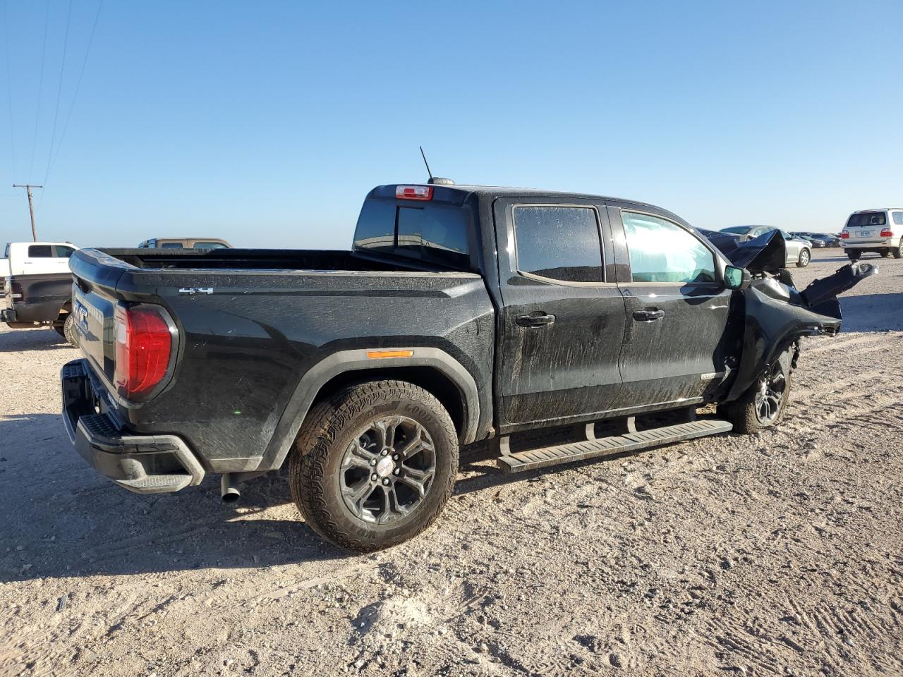 Photo 2 VIN: 1GTP6BEK4P1194765 - GMC CANYON 