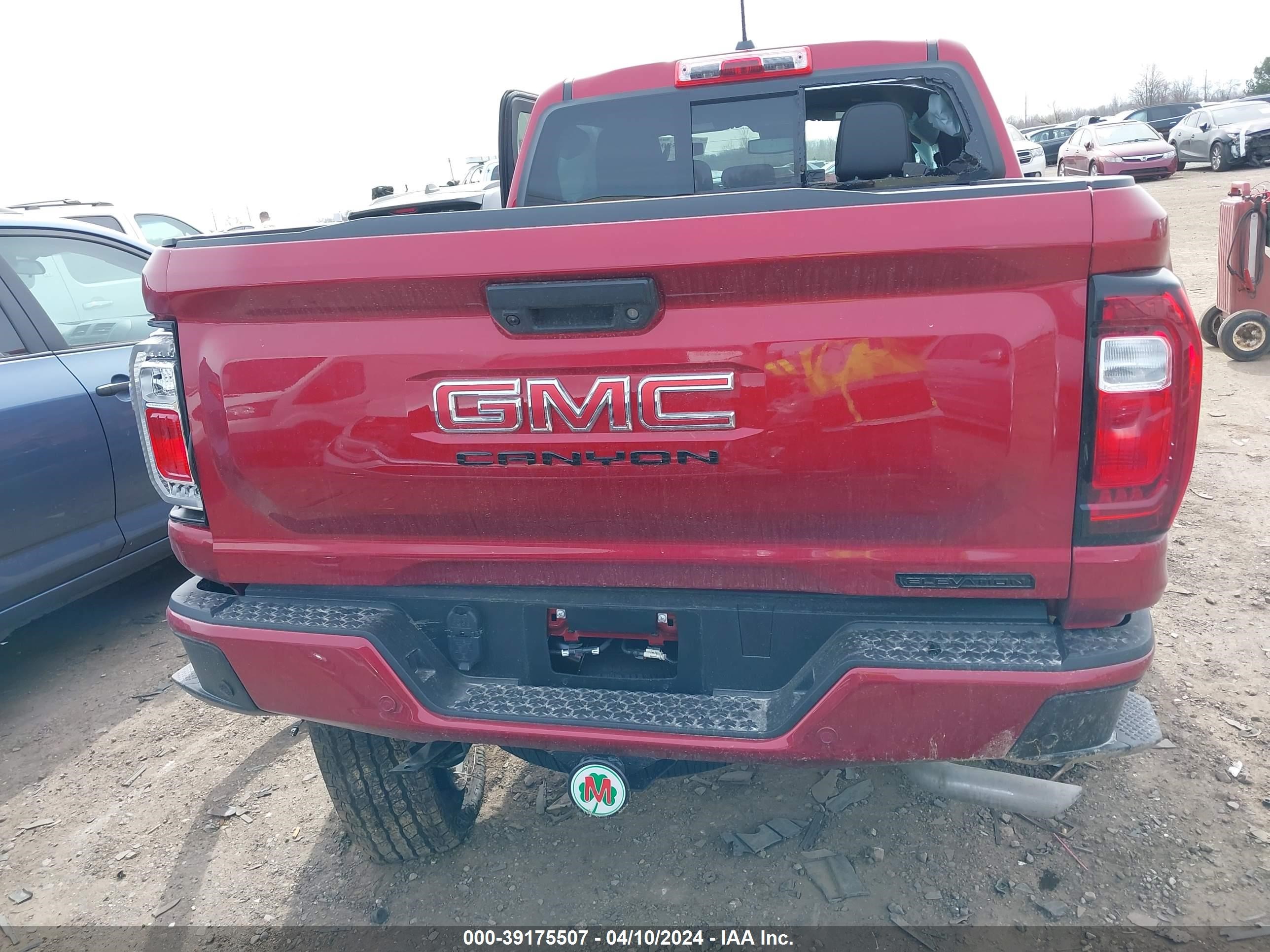 Photo 15 VIN: 1GTP6BEK4R1149098 - GMC CANYON 