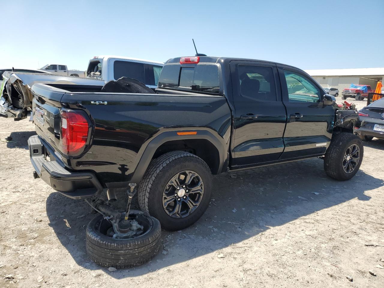 Photo 2 VIN: 1GTP6BEK6P1168619 - GMC CANYON 