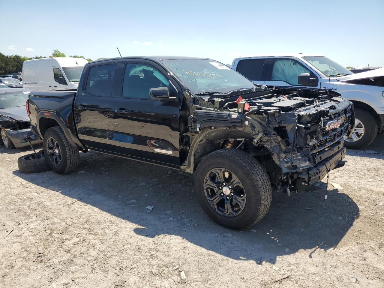 Photo 3 VIN: 1GTP6BEK6P1168619 - GMC CANYON 