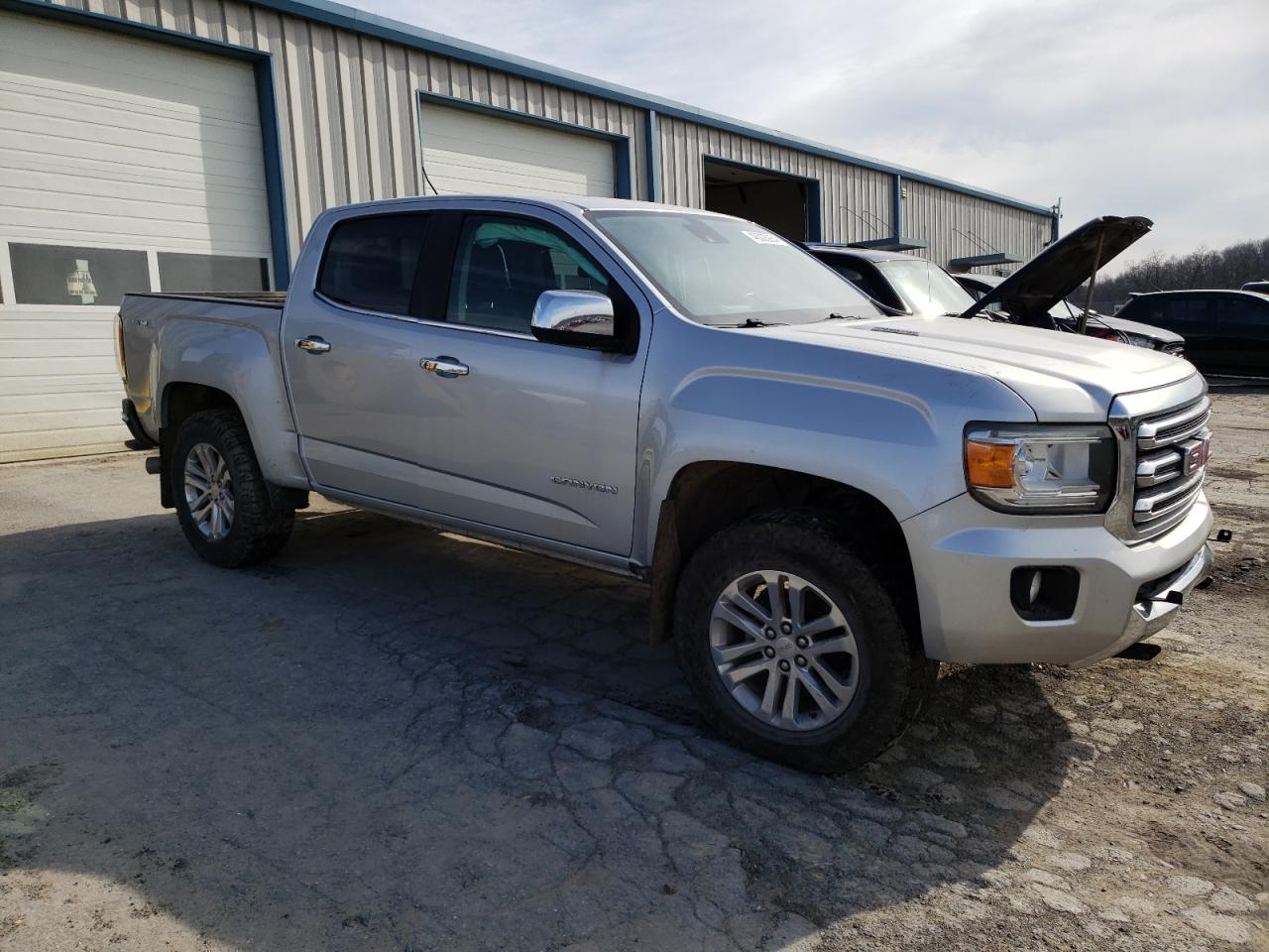 Photo 3 VIN: 1GTP6DE13H1176973 - GMC CANYON 