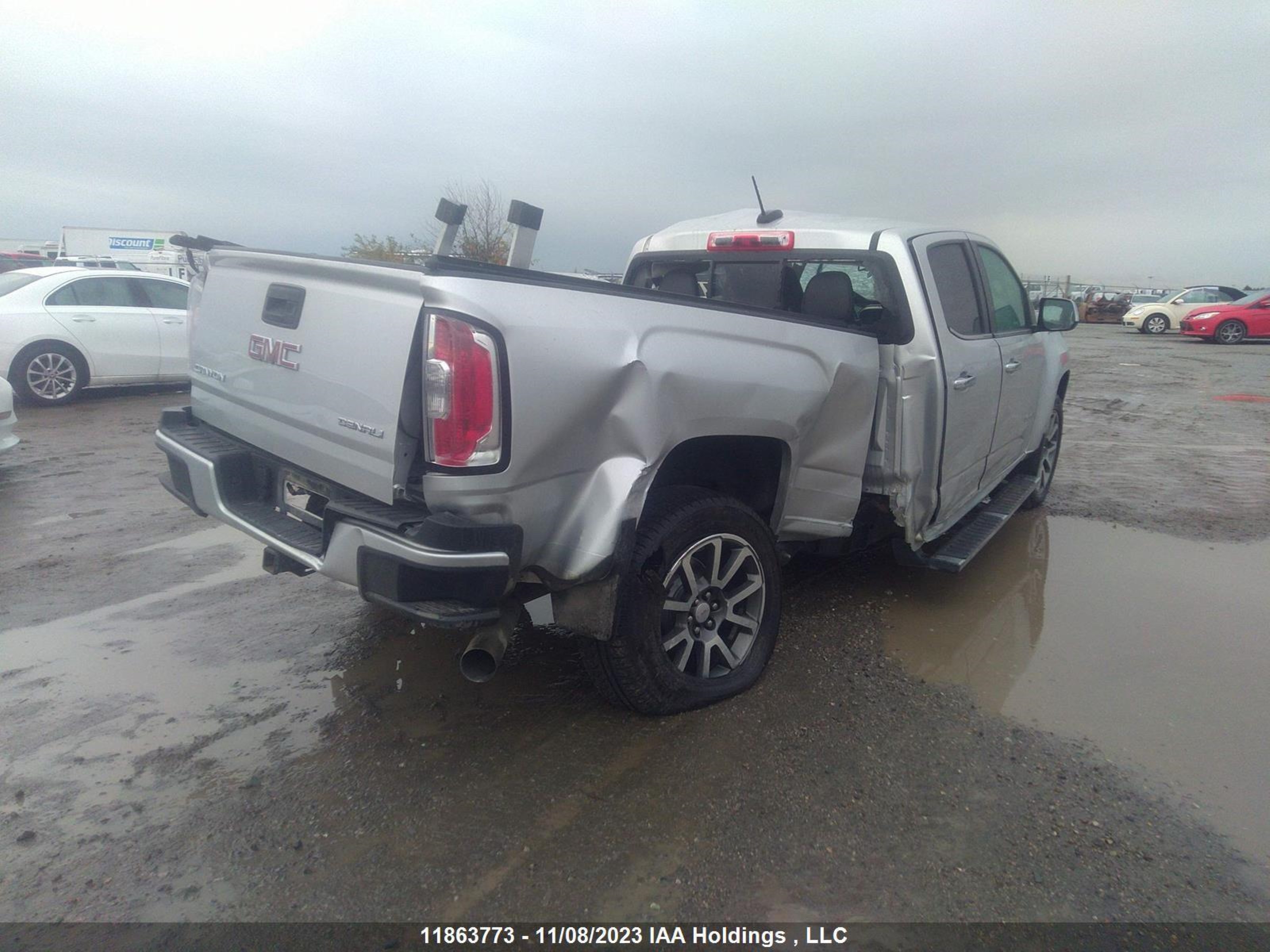 Photo 3 VIN: 1GTP6EE17J1120336 - GMC CANYON 