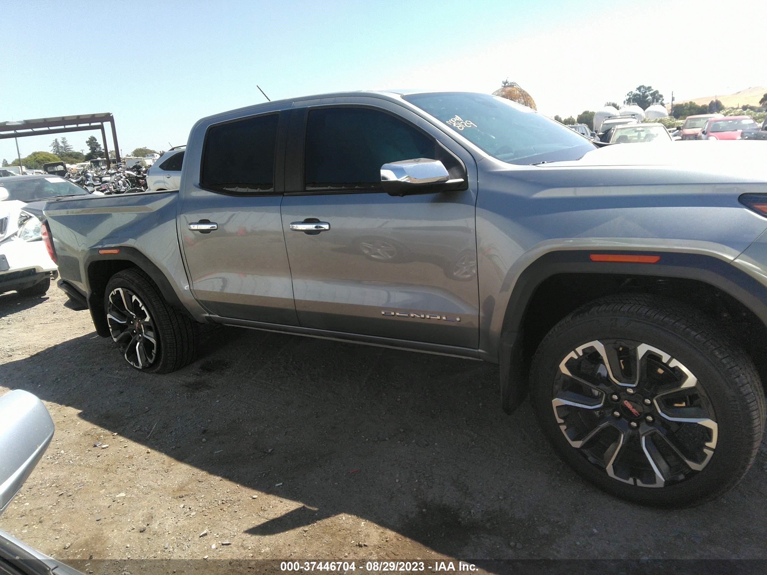 Photo 13 VIN: 1GTP6FEK4P1131141 - GMC CANYON 