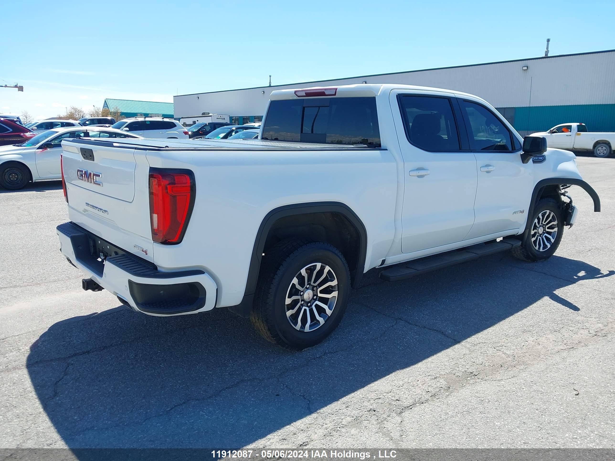 Photo 3 VIN: 1GTP9EEDXLZ350538 - GMC SIERRA 