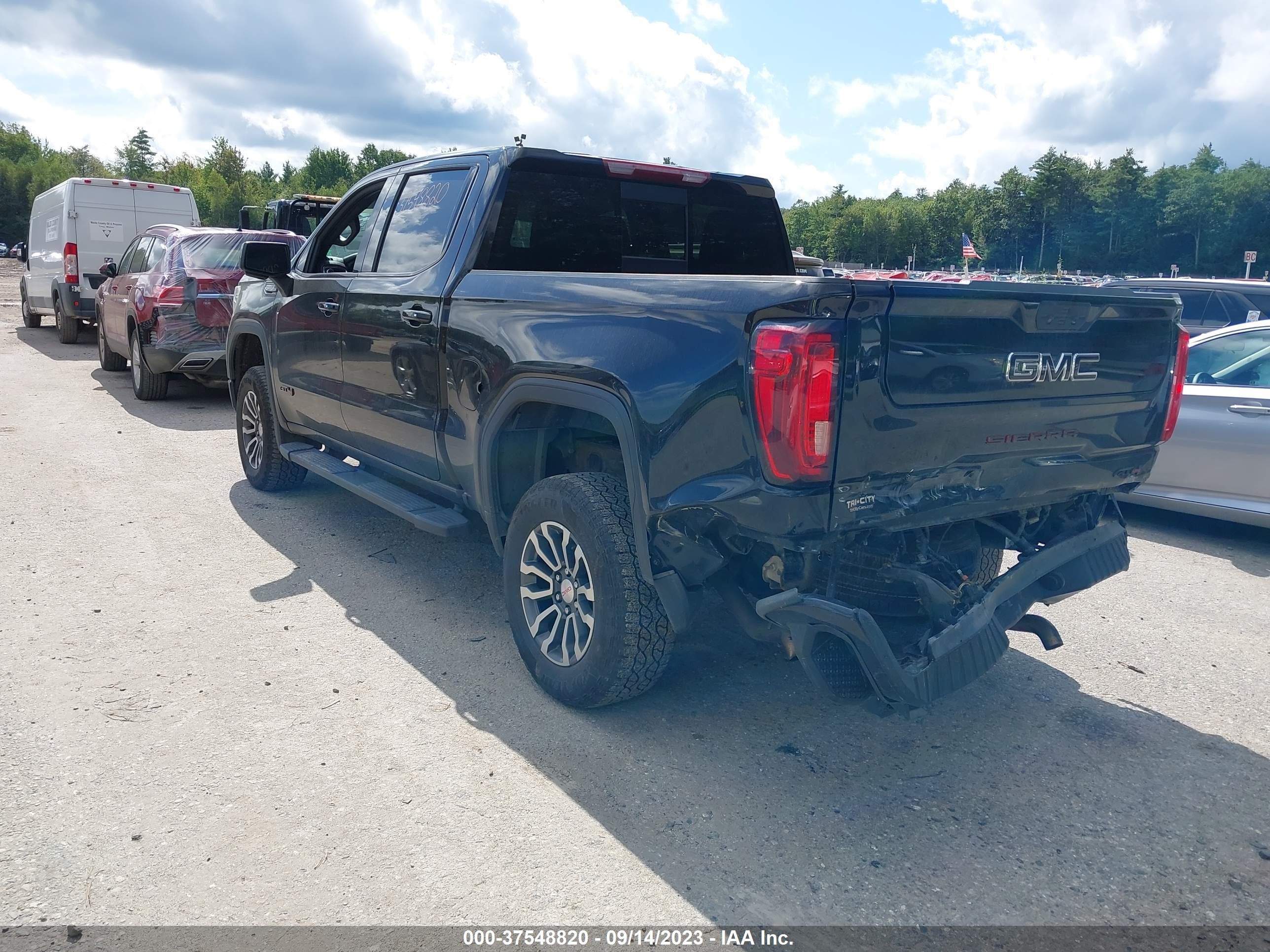 Photo 2 VIN: 1GTP9EEL4LZ338828 - GMC SIERRA 