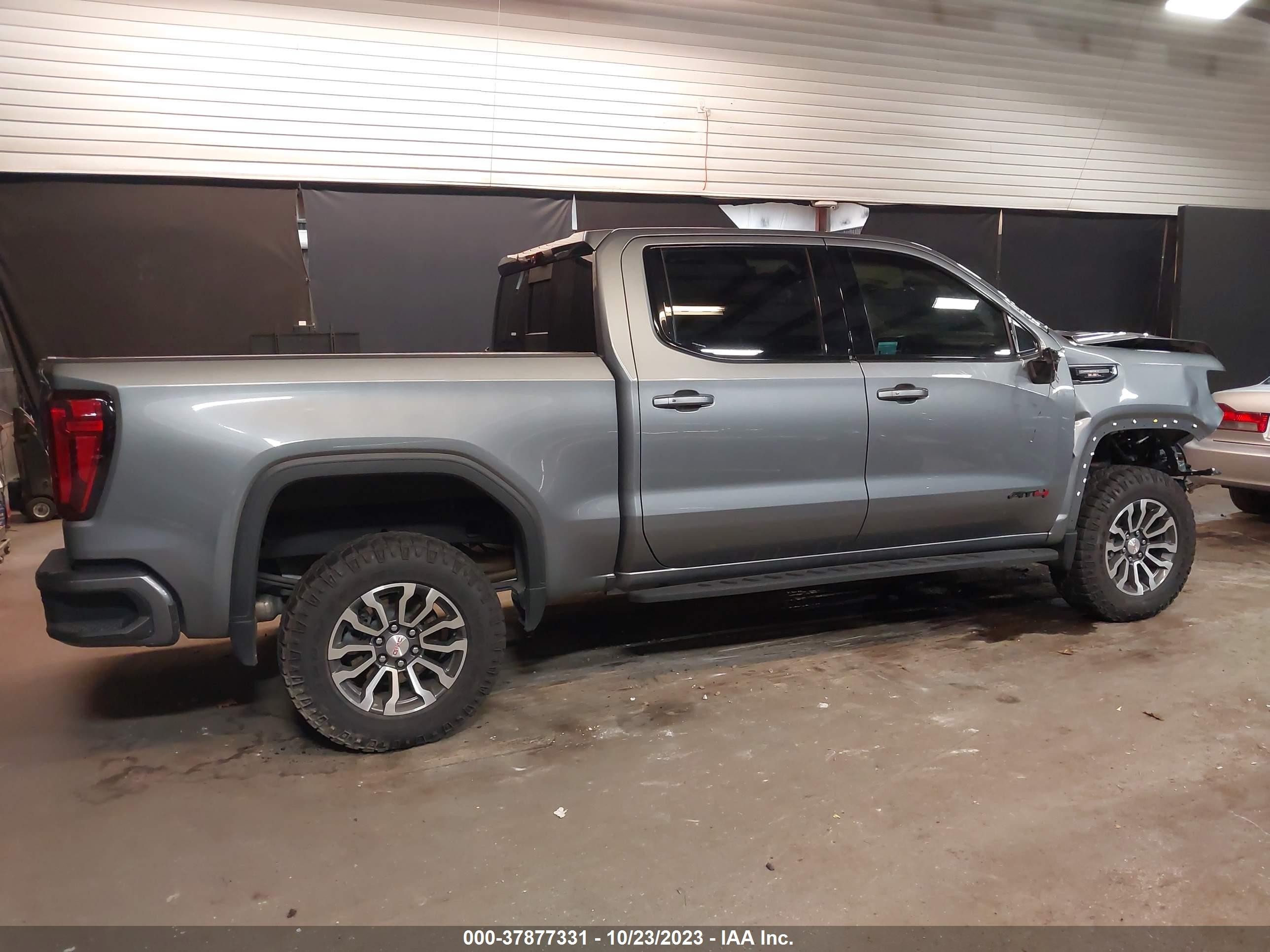 Photo 13 VIN: 1GTP9EEL9NZ117082 - GMC SIERRA 