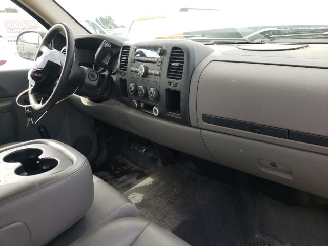 Photo 8 VIN: 1GTPCTEX7AZ288545 - GMC SIERRA C15 