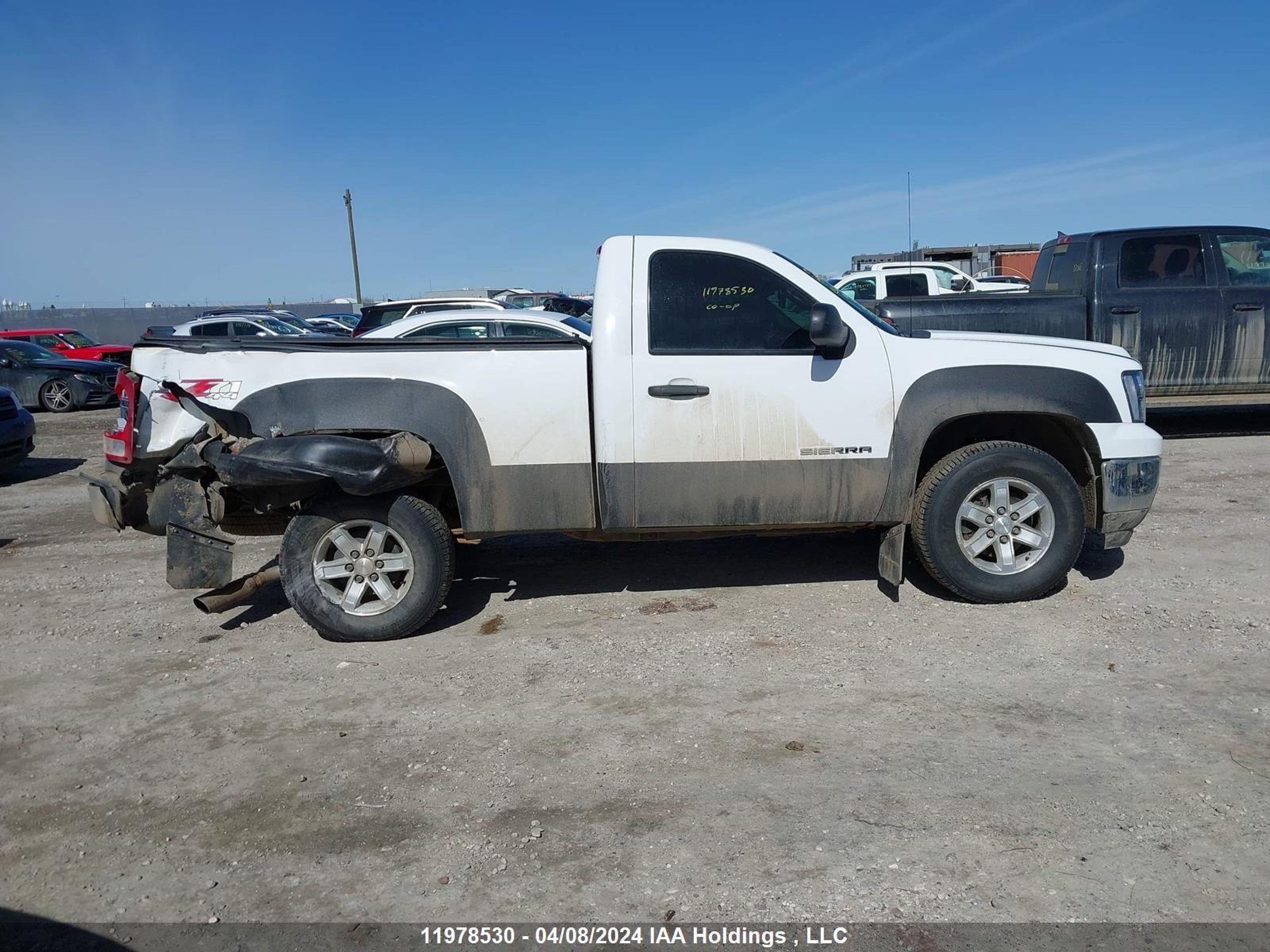 Photo 12 VIN: 1GTPKVE08AZ157562 - GMC SIERRA 