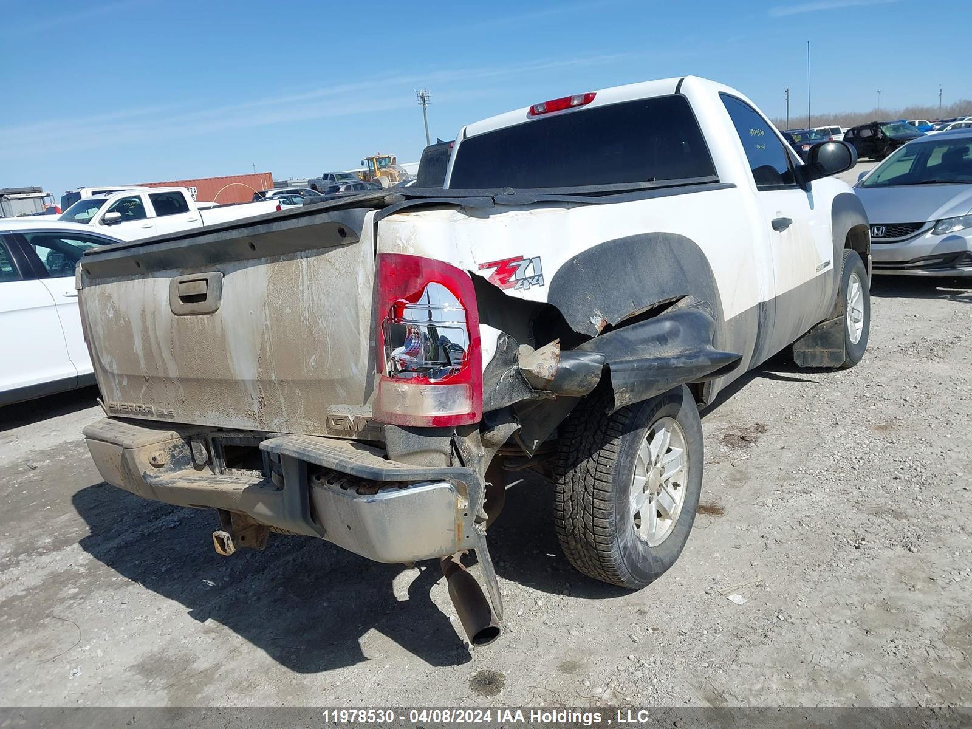 Photo 3 VIN: 1GTPKVE08AZ157562 - GMC SIERRA 