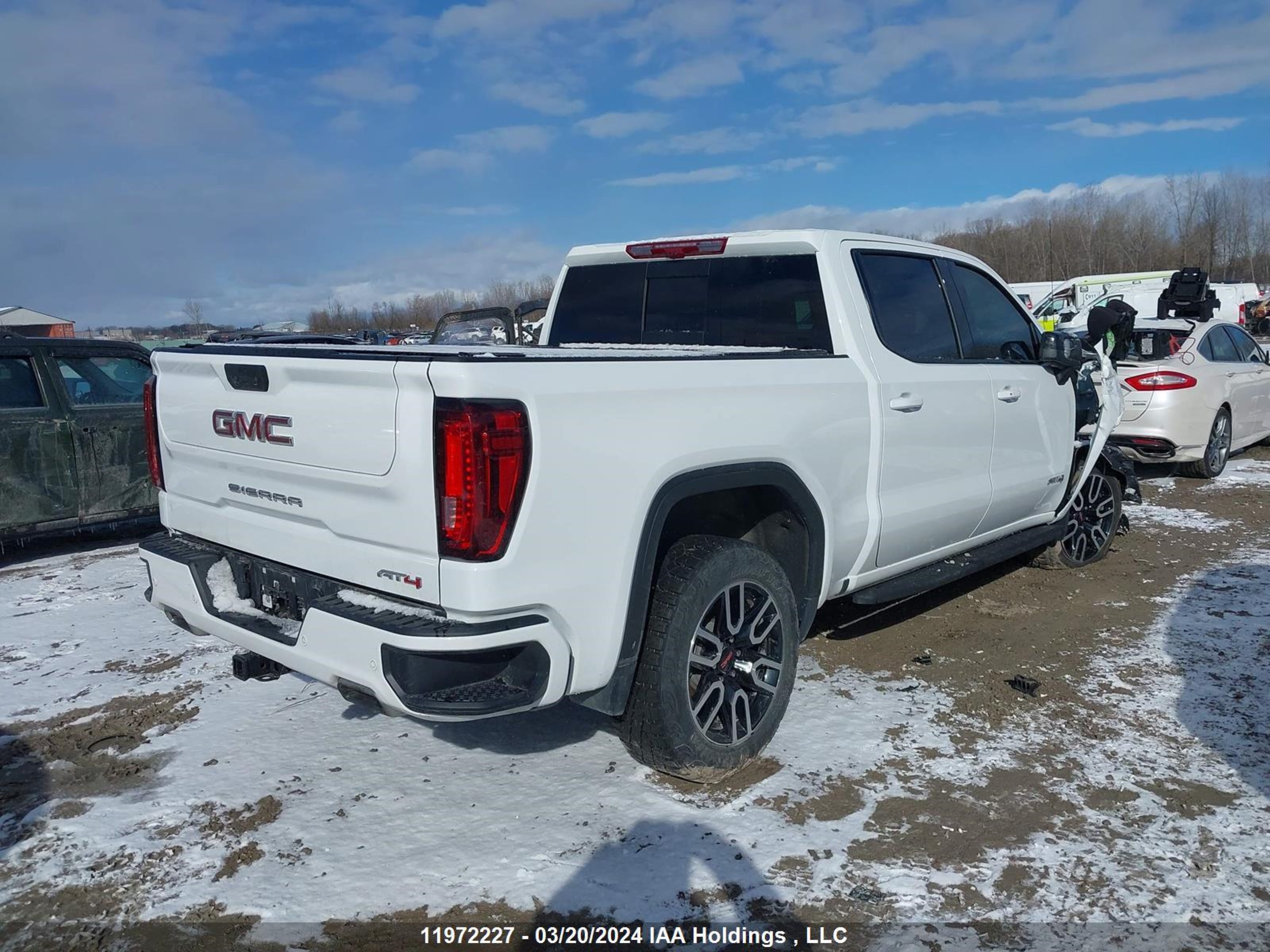 Photo 3 VIN: 1GTPUEEL8NZ639054 - GMC SIERRA 