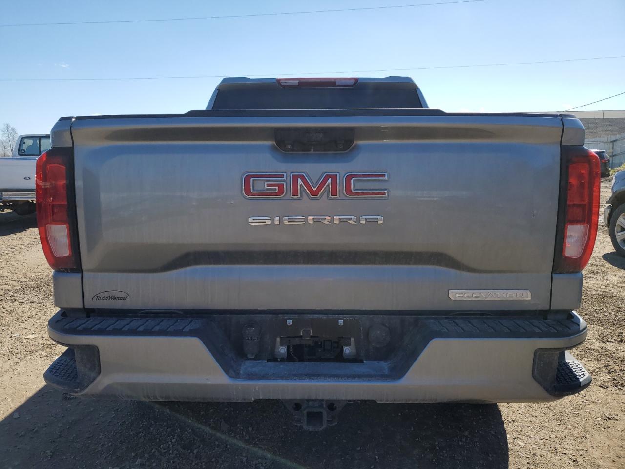 Photo 5 VIN: 1GTPUJEK5RZ207379 - GMC SIERRA 