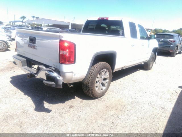 Photo 3 VIN: 1GTR1MEC0JZ147656 - GMC SIERRA 1500 