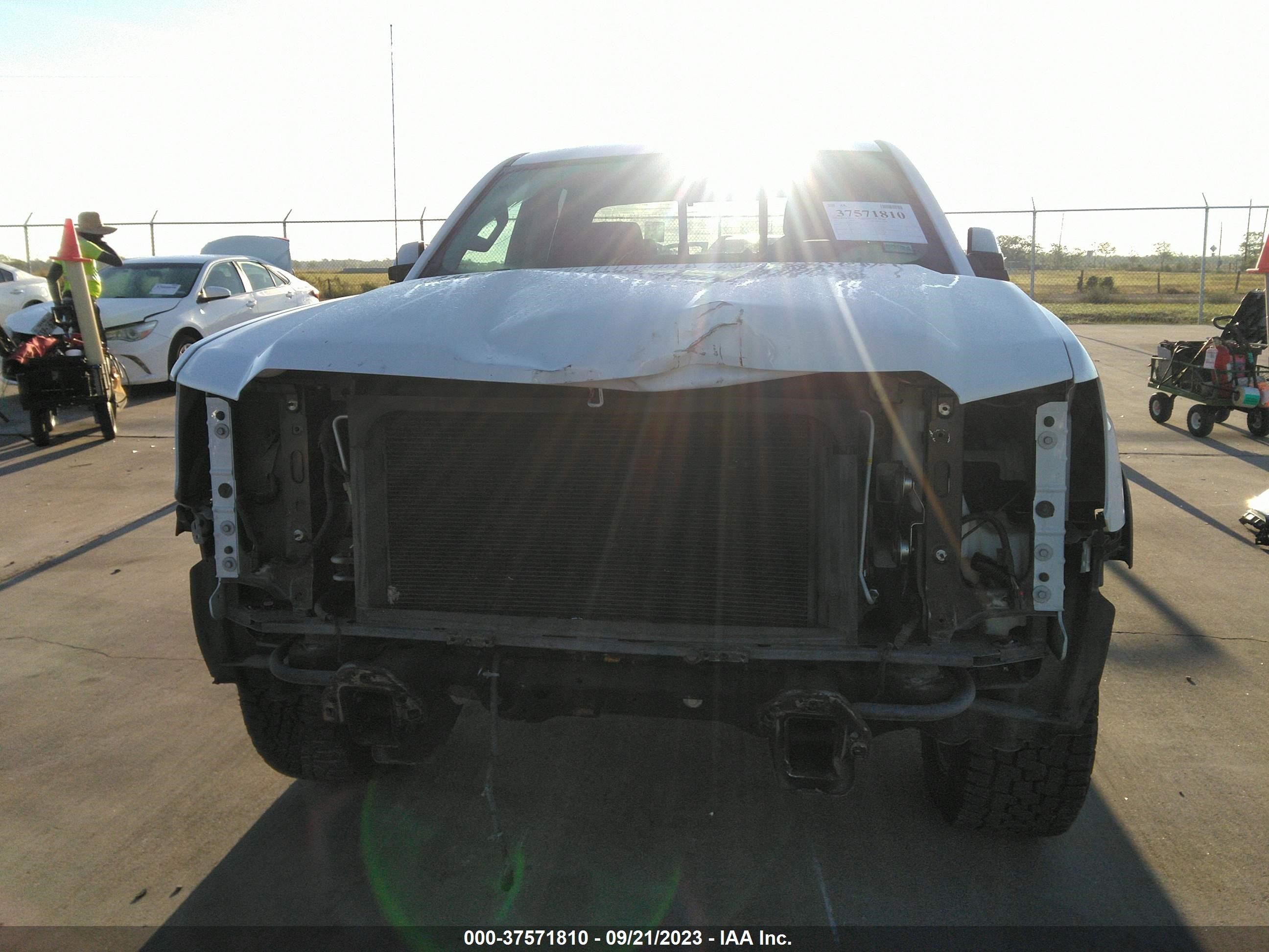 Photo 12 VIN: 1GTR1MEC6HZ264460 - GMC SIERRA 