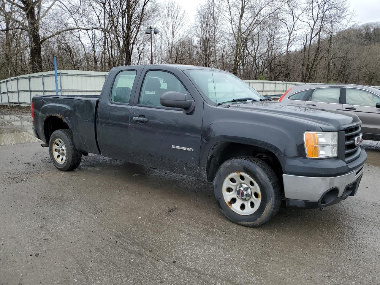 Photo 3 VIN: 1GTR1TEX2CZ247371 - GMC SIERRA 