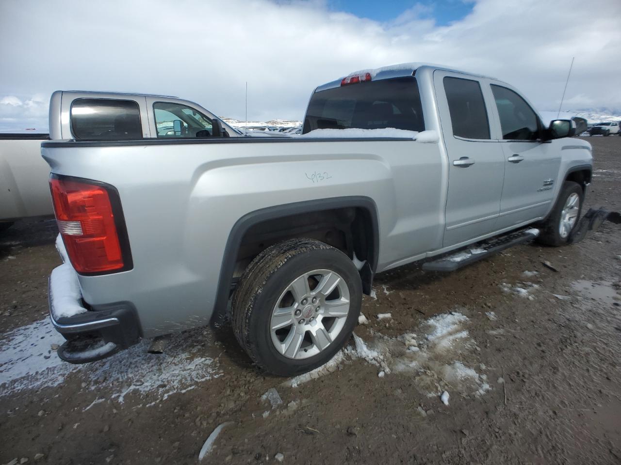 Photo 2 VIN: 1GTR1UEC4EZ127710 - GMC SIERRA 